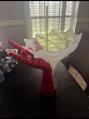 Cinemark Spider Man Brand New day hand web popcorn bucket with cup